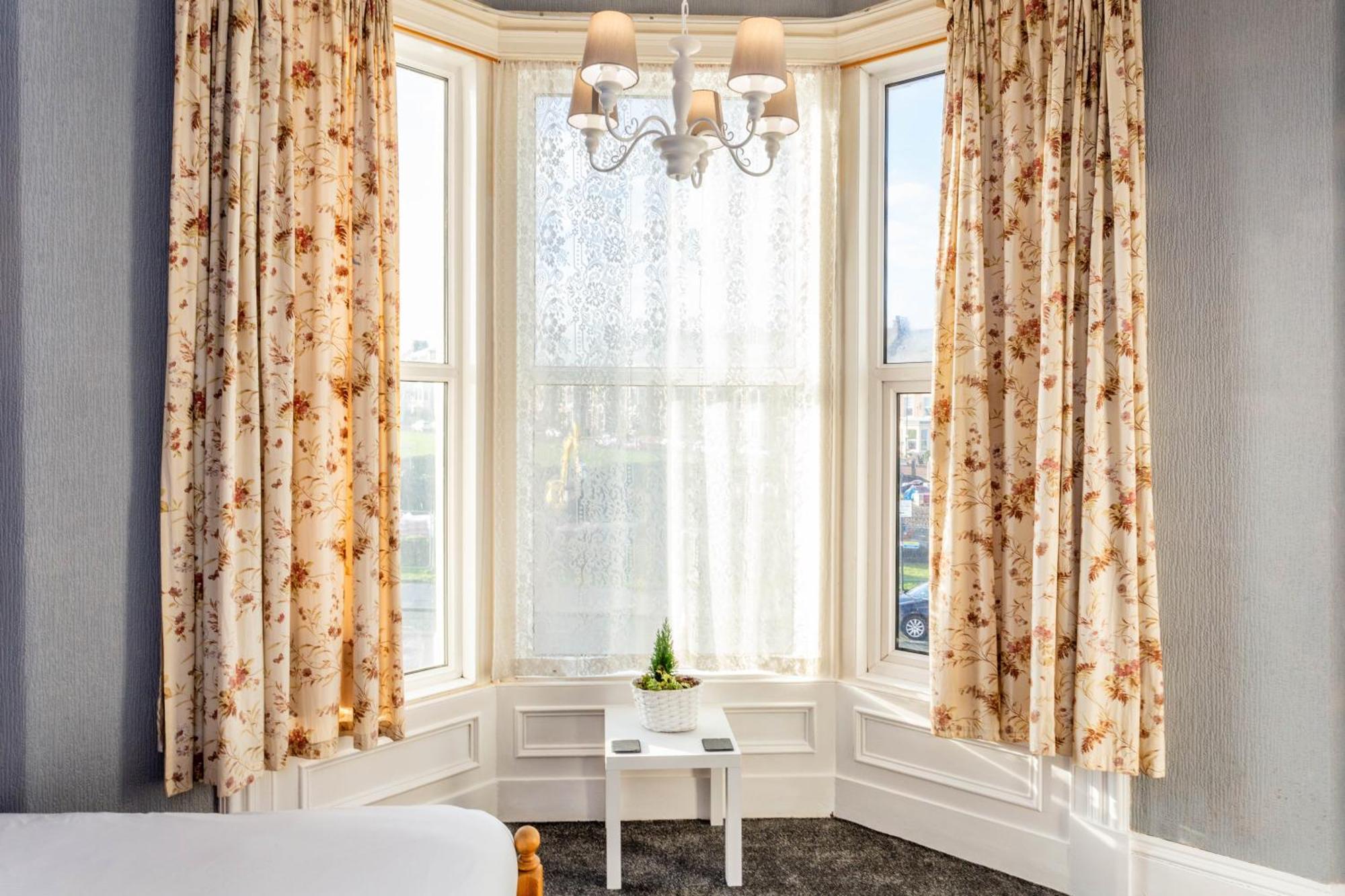 شقة The Priory House تينيماوث الغرفة الصورة